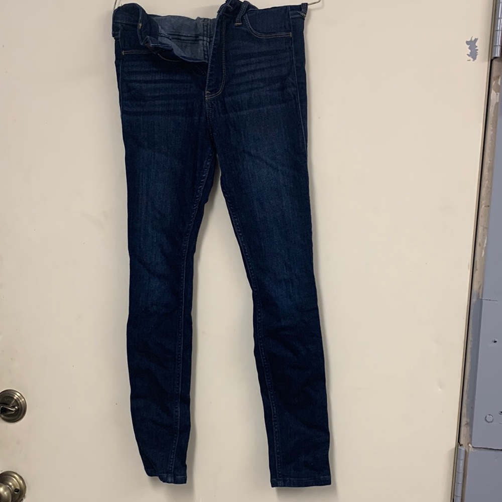 Hollister jeans size: 3s, W26, L26